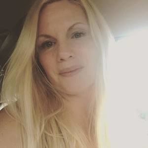 Meet your Posher, Carey